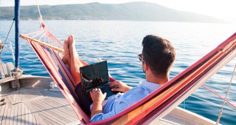 Come diventare nomade digitale: professioni, strumenti e ispirazioni per cambiare vita